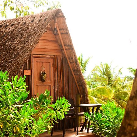 Hotel & Eco Cabanas Azul Maria Bacalar Exterior photo